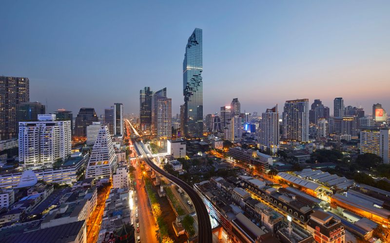 Vue aérienne de Bangkok de nuit. 