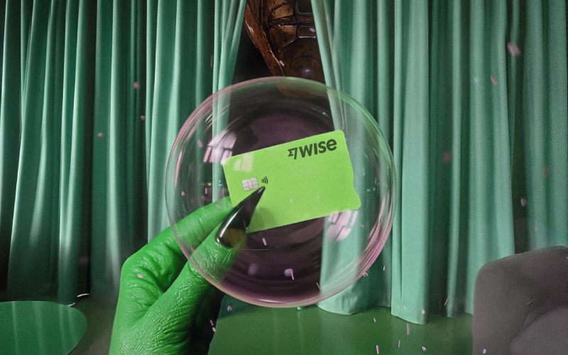 Carte bancaire Wise dans une bulle.